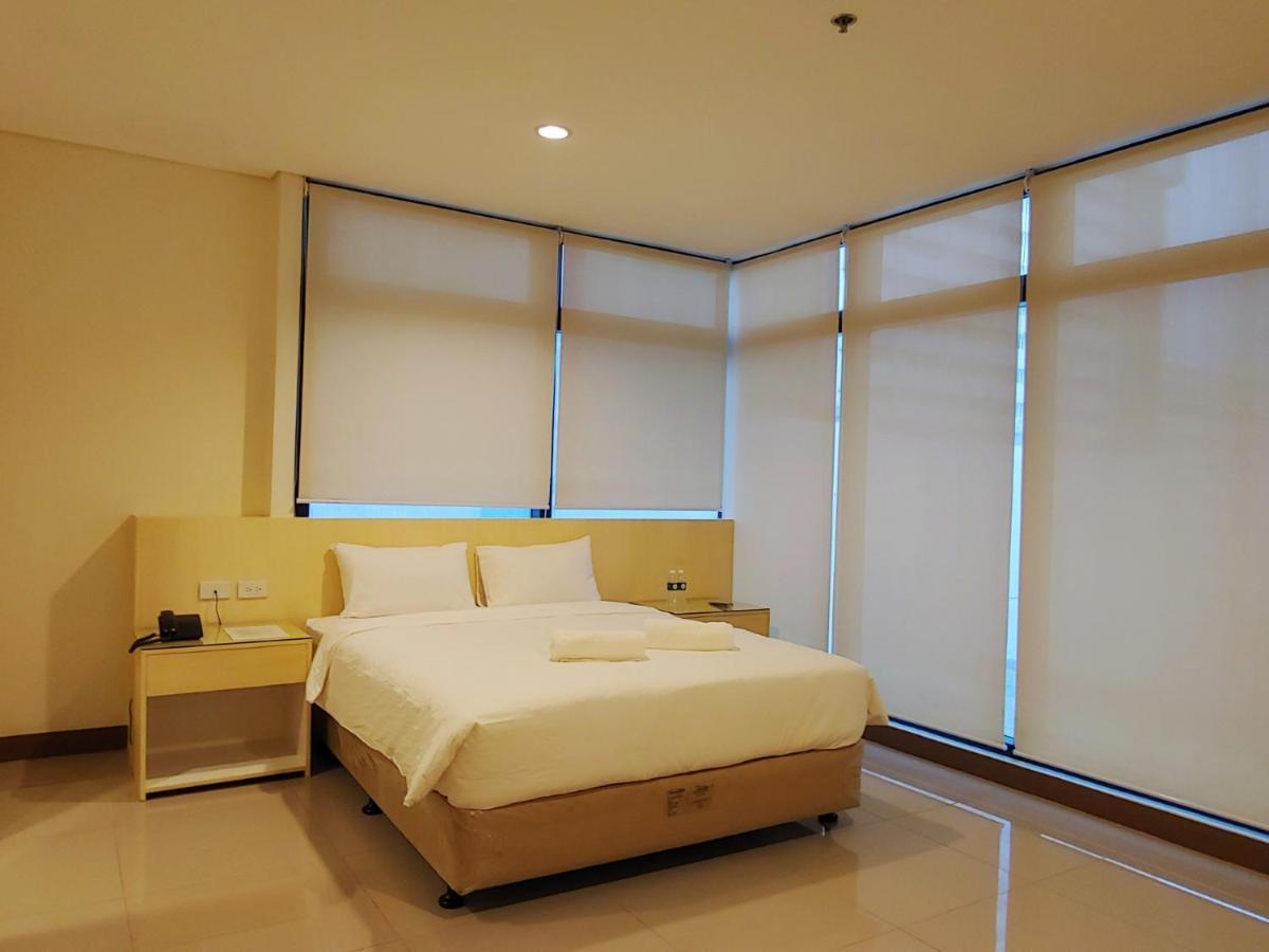 Kaizen Suites Manila Exterior foto